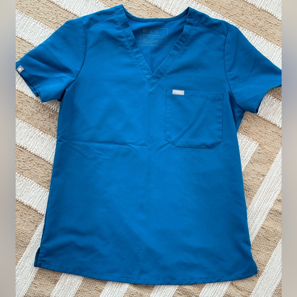 Figs SMALL Catarina top in Alps Blue